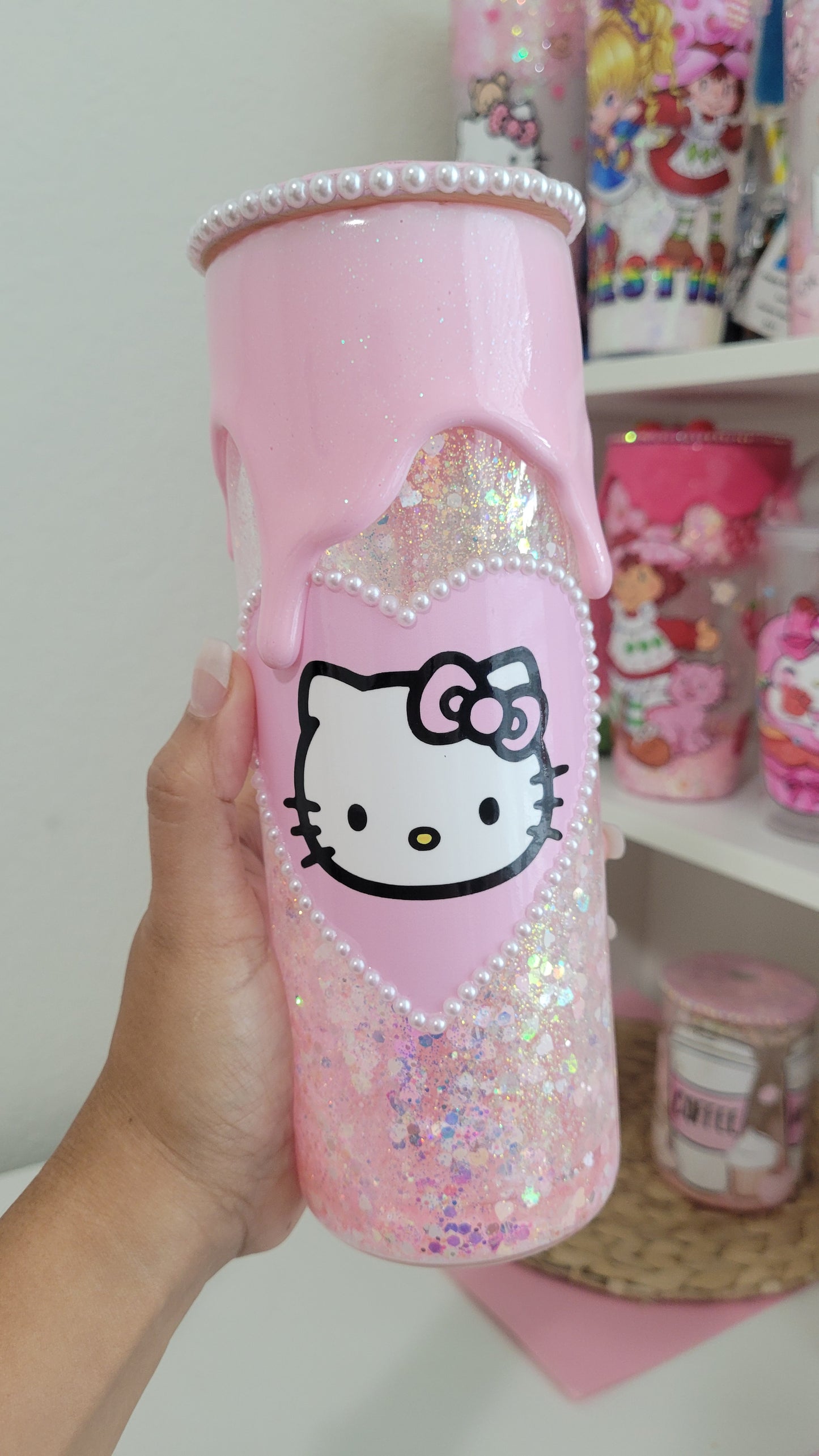 HK Heart -  Snowglobe 20 oz Glass cup
